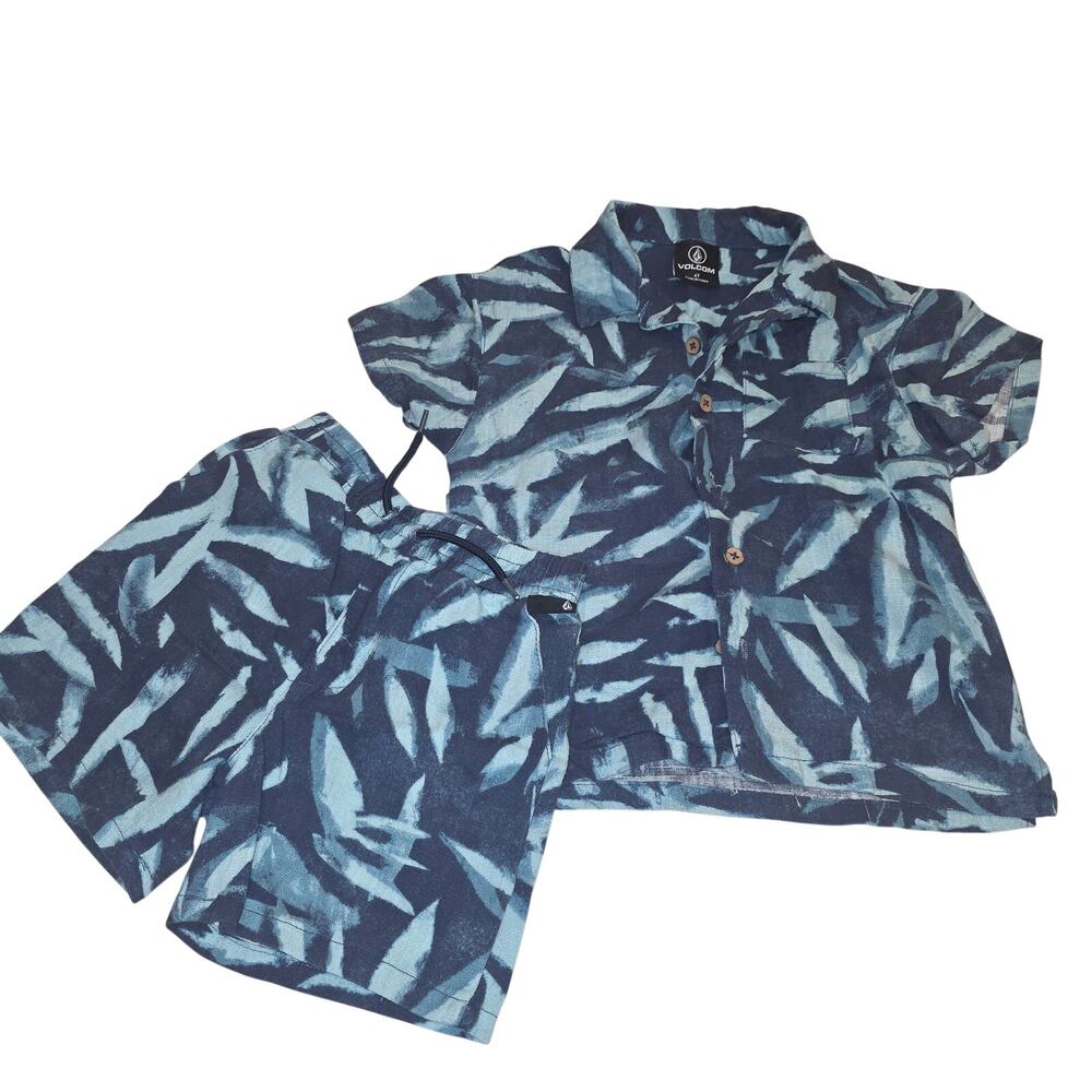 EUC‎ Volcom cabana button-up top & shorts set w/a blue leaf boy or girls sz 4T